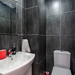 Crystal 2-bedroom In Apartament Larnaca