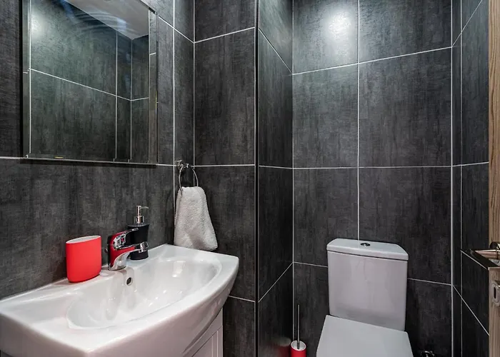 Crystal 2-bedroom In דירה לרנקה