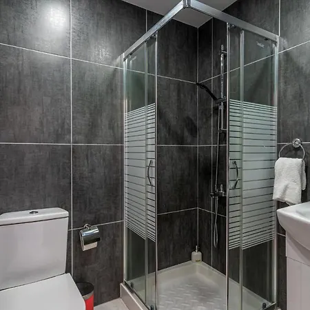 Crystal 2-bedroom In * Lárnaka