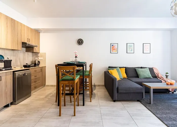 Апартаменти Crystal 2-bedroom In Ларнака